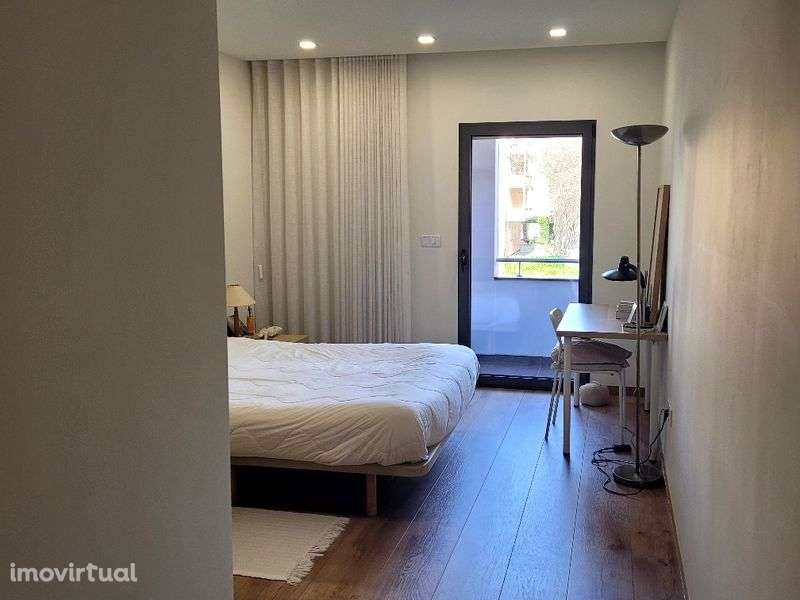 Arrendamento de 1 quarto com wc privativa num apartamento moderno - Grande imagem: 3/4