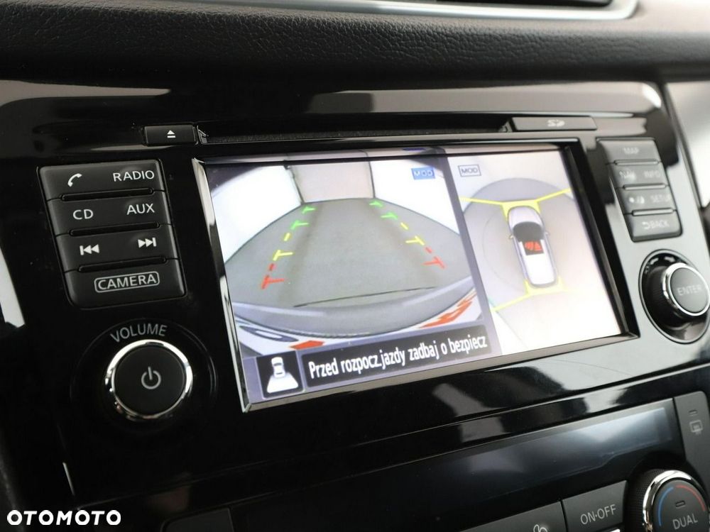 Nissan Qashqai 1.6 DIG-T N-Connecta - 25