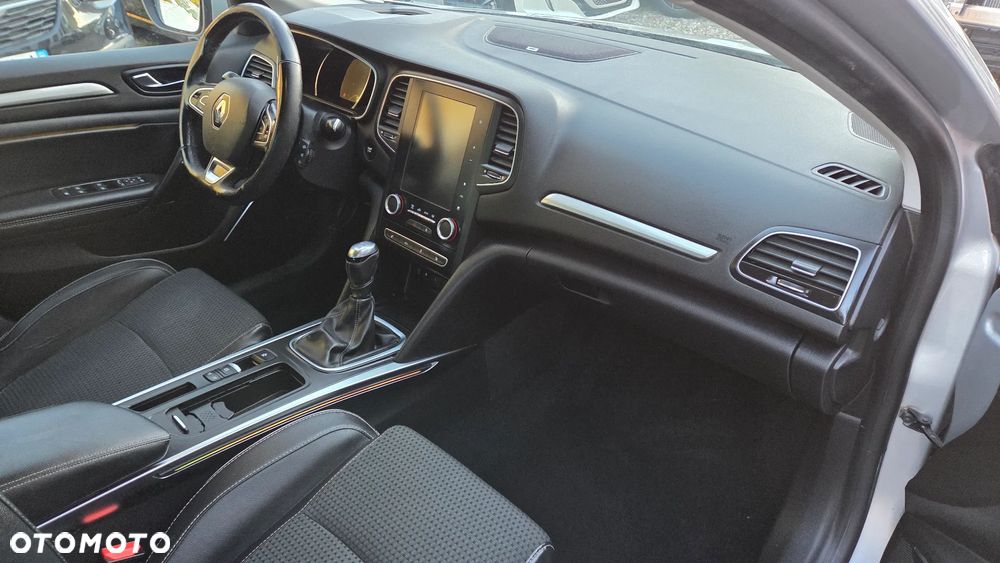 Renault Megane ENERGY dCi 130 BOSE EDITION - 5