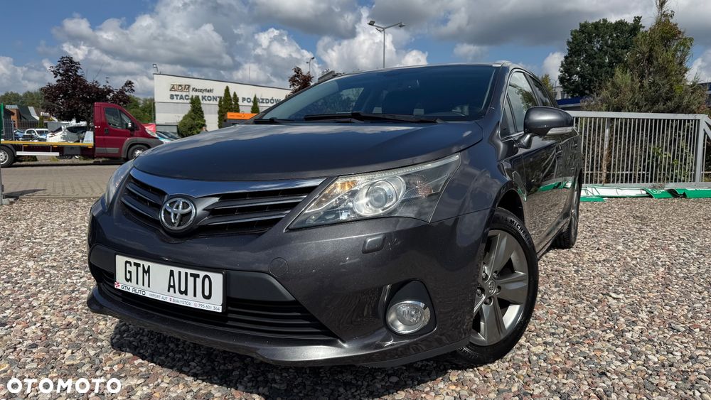 Toyota Avensis 1.8 Premium EU5 - 2