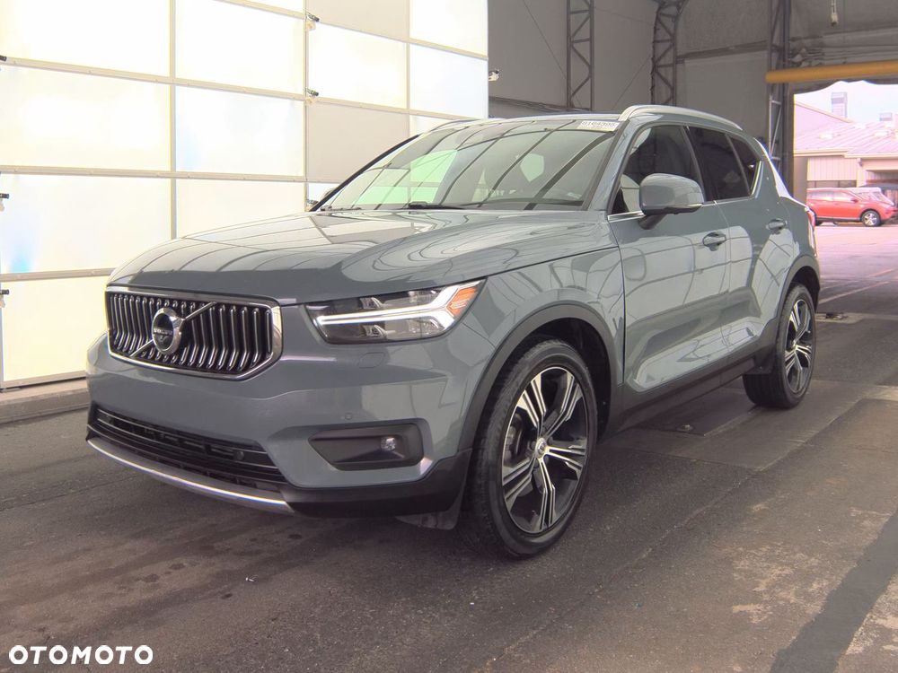 Volvo XC 40 - 5