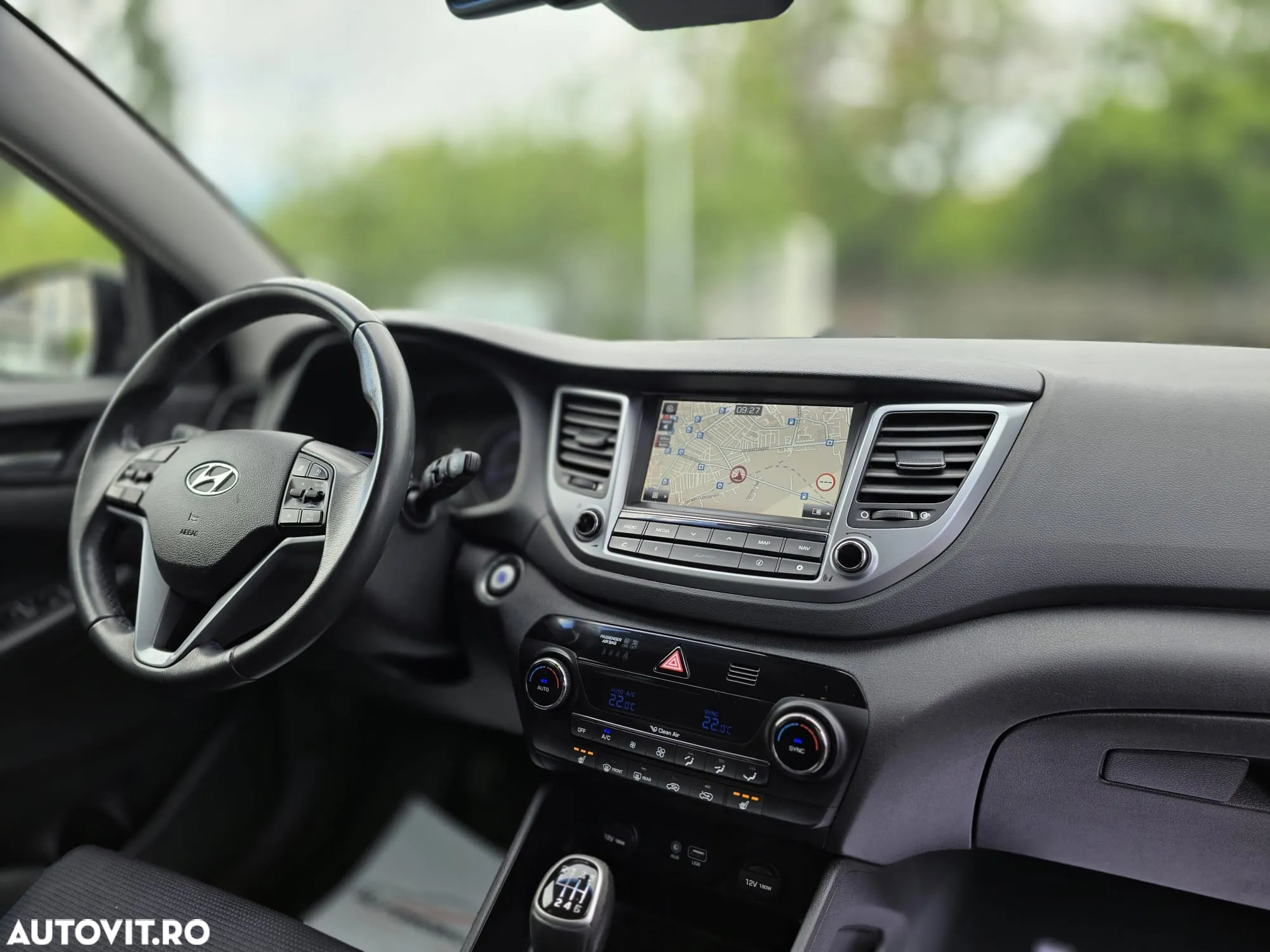 Hyundai Tucson blue 1.7 CRDi 2WD Passion Plus - 14