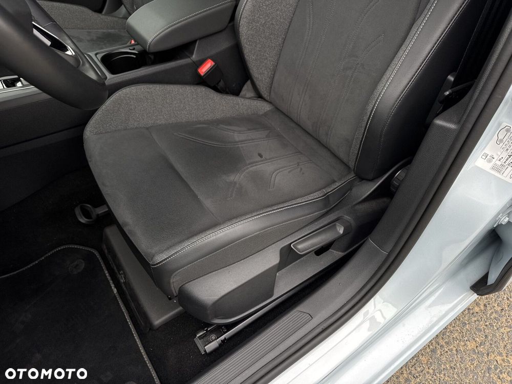 Volkswagen Golf Variant - 13