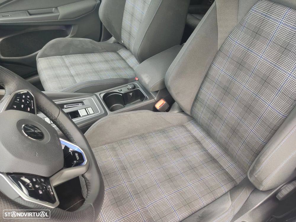 VW Golf 1.4 GTE Plug-in - 23