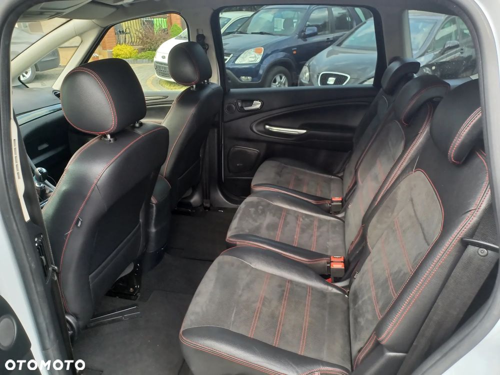 Ford S-Max 2.0 TDCi DPF Titanium - 28