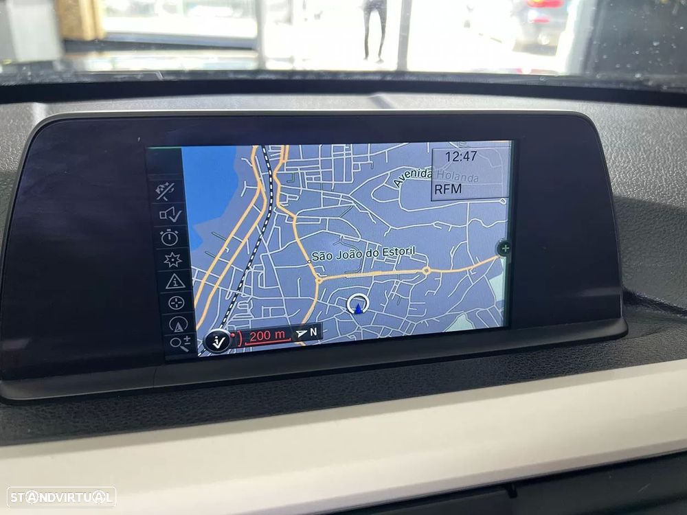 BMW 316 d Line Sport - 11