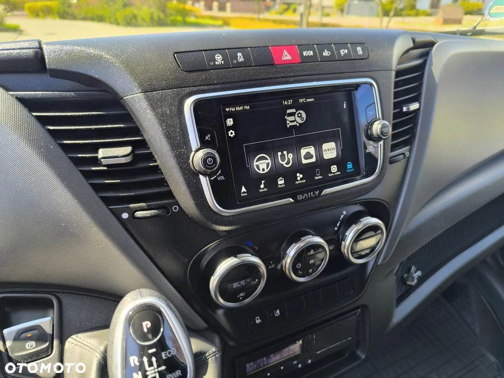 Iveco Daily 70C18 Sypialnia 2 Łóżka, WINDA!, 15 Palet, 2x Firana + Zsuwany Dach! - 27