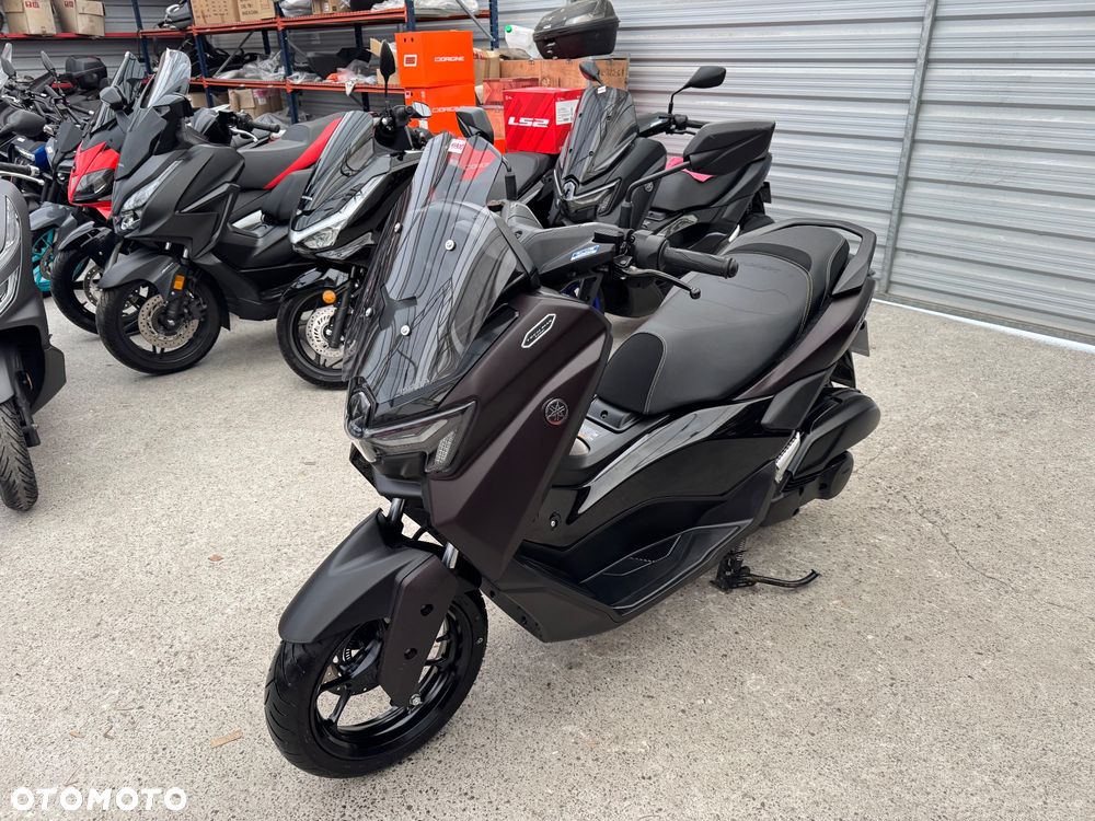 Yamaha NMAX - 4