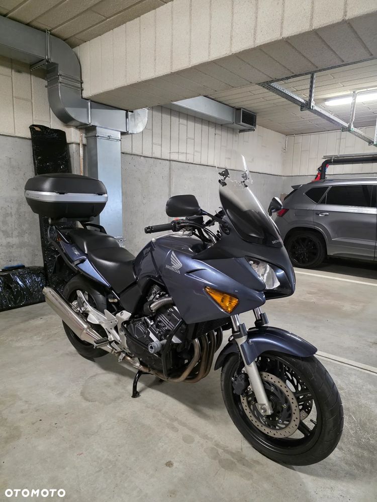Honda CBF - 23