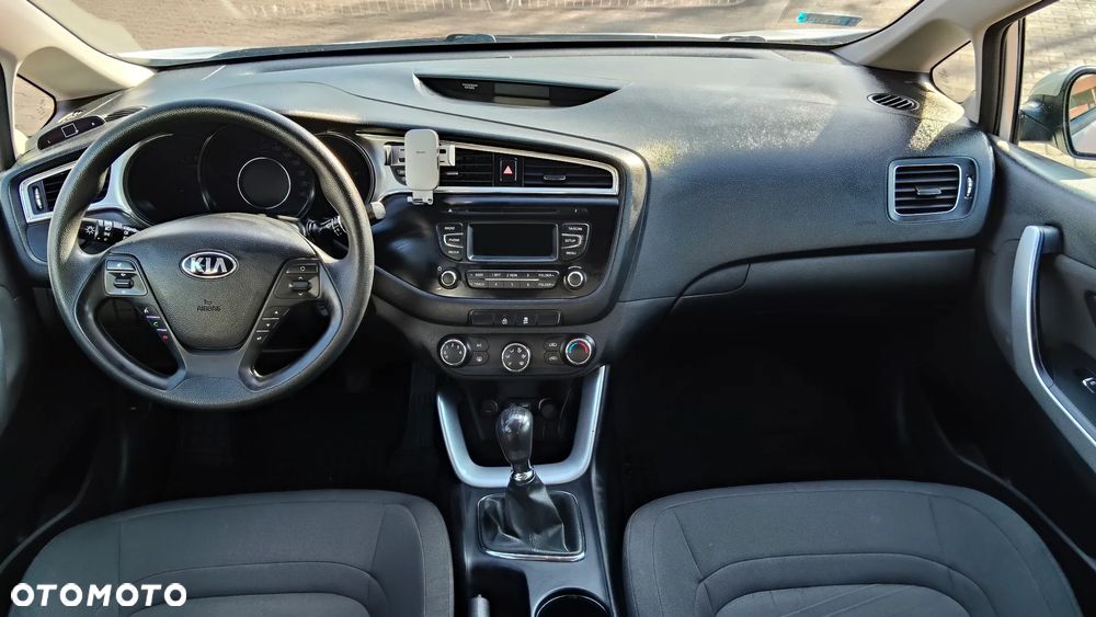 Kia Ceed 1.6 GDI M - 13