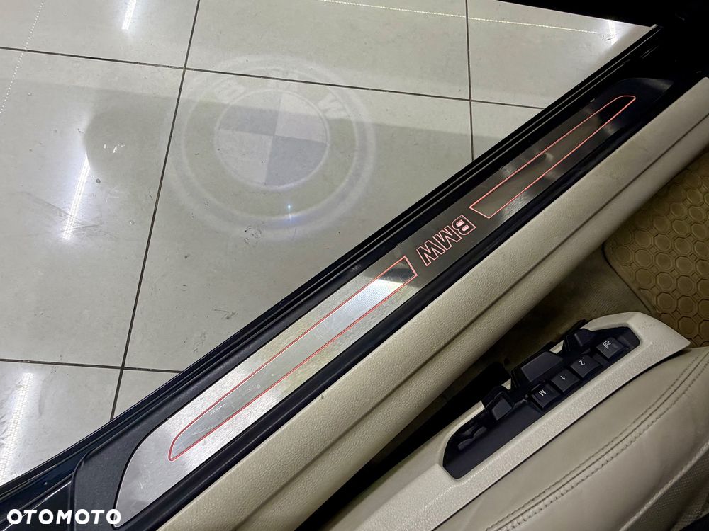 BMW Seria 6 650i - 27
