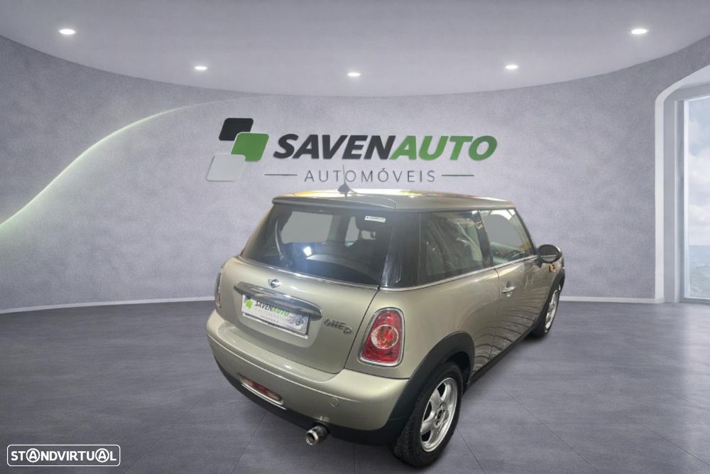 MINI 3 Portas One D - 9