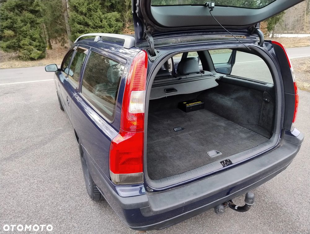 Volvo V70 2.5T - 14