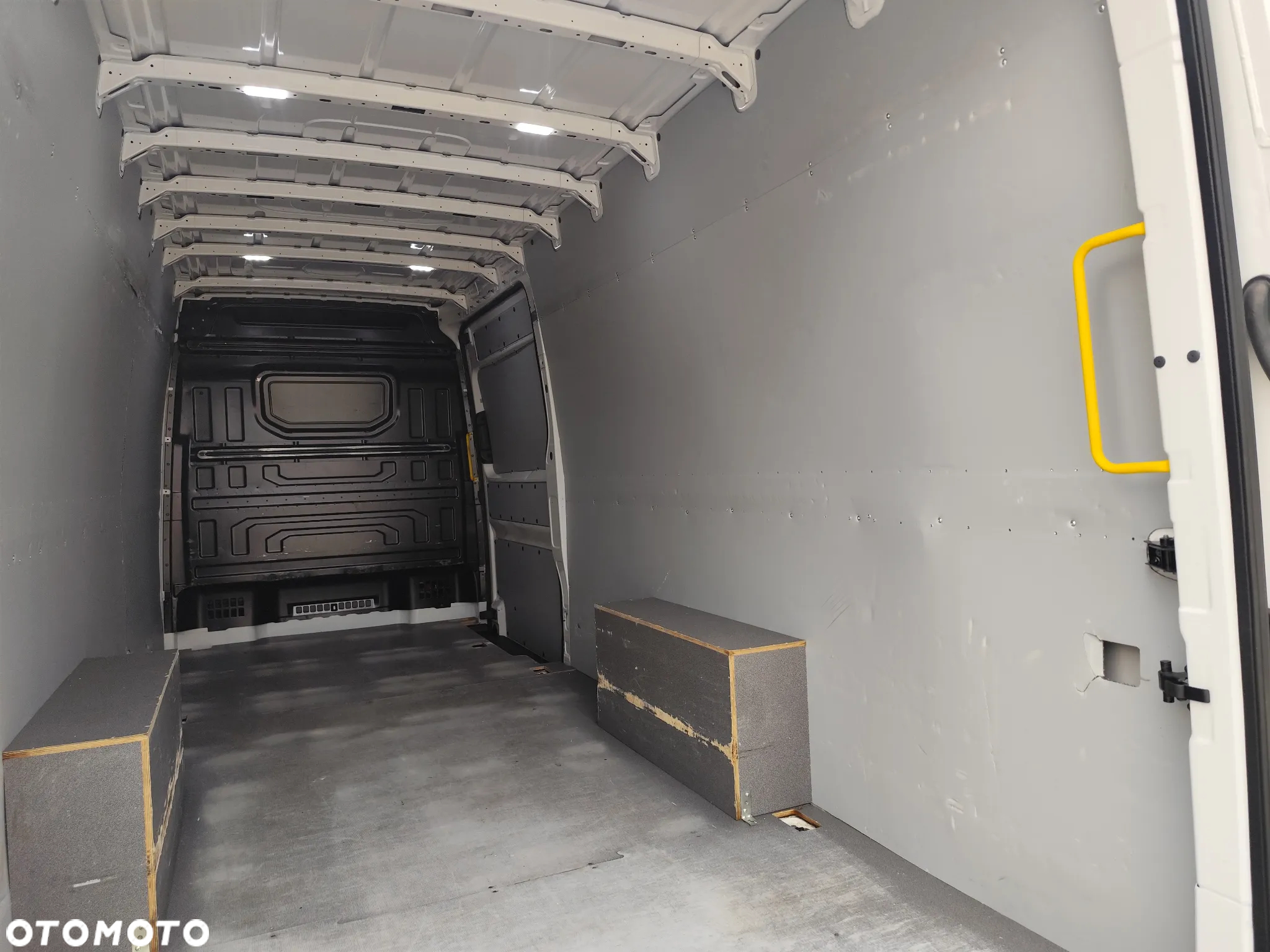 Volkswagen Crafter - 31