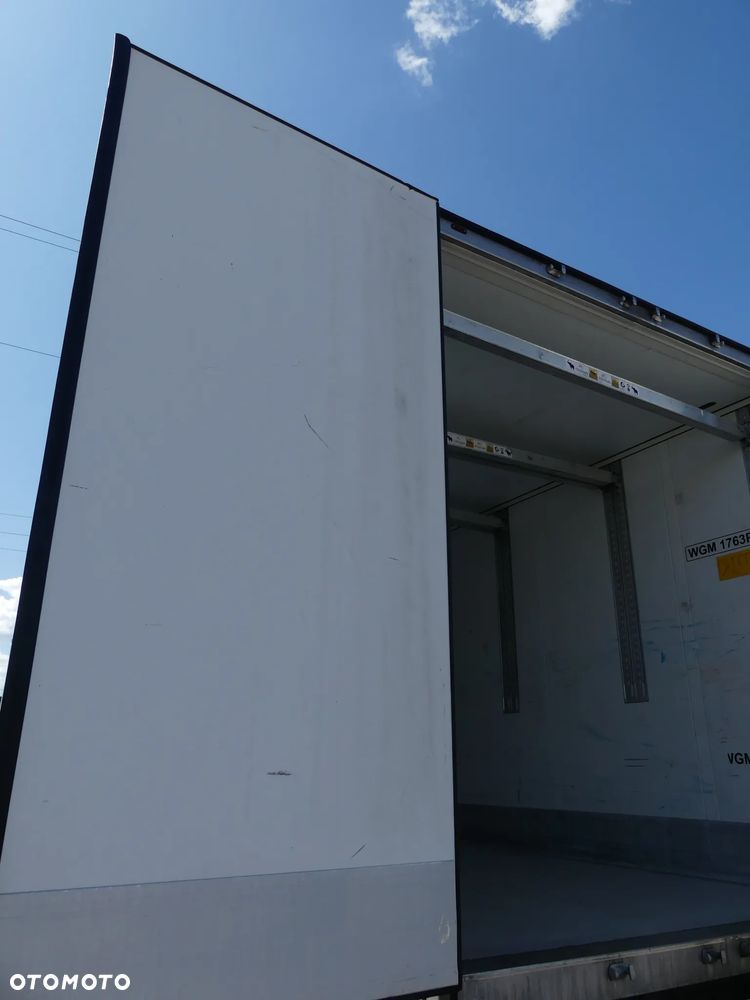 Schmitz Cargobull CHŁODNIA / DOPPELSTOCK / OŚ PODNOSZONA / 6300 MTH / - 28