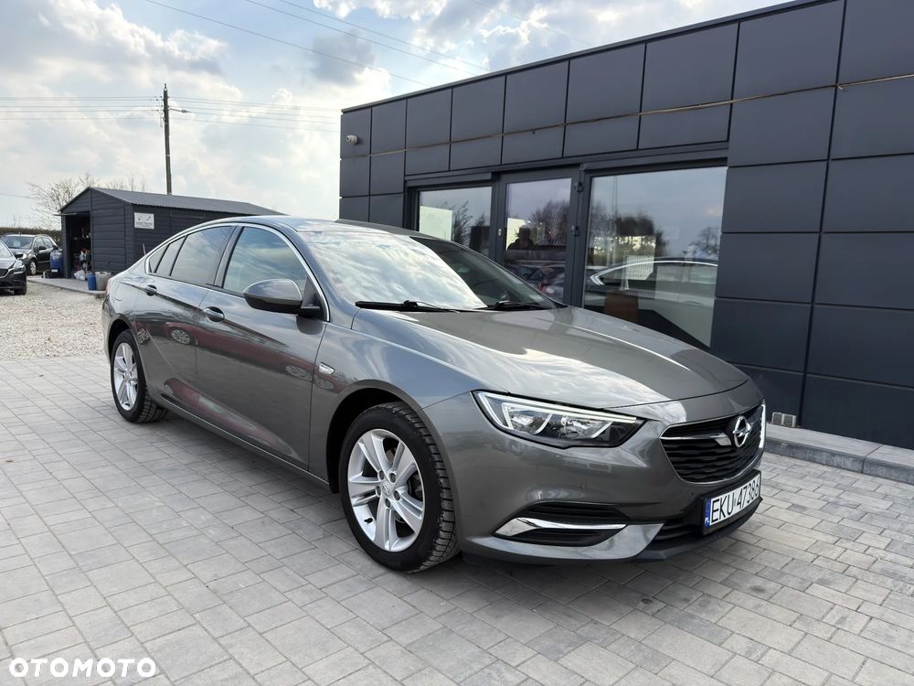 Opel Insignia 1.5 T Exclusive S&S - 12
