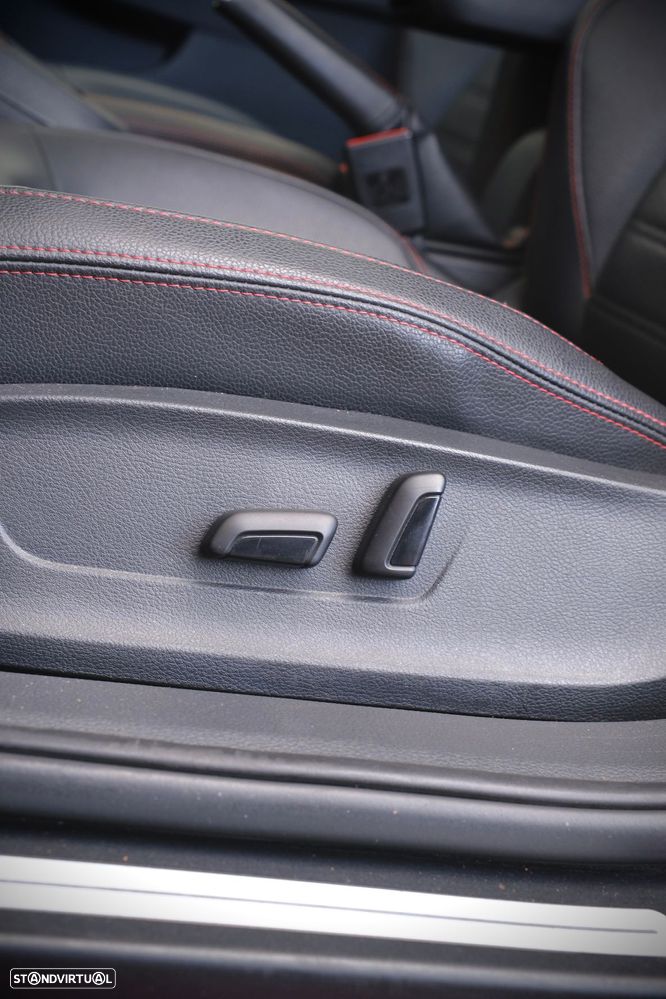 VW Jetta 2.0 TSI DSG Highline - 19