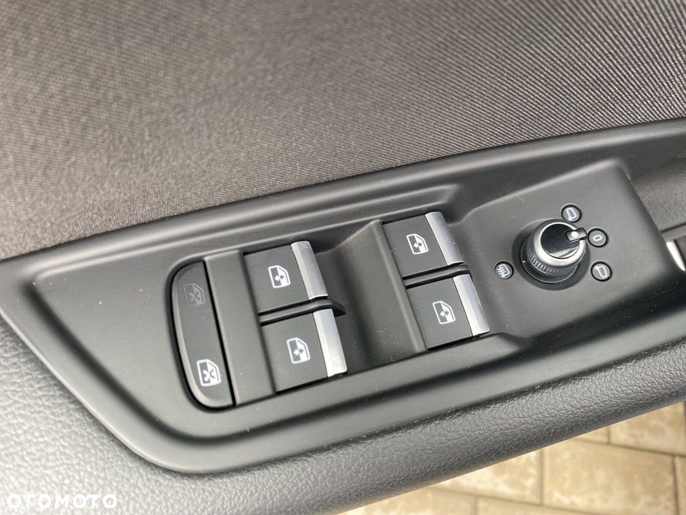Audi A4 Limousine 35 TFSI mHEV S Line S tronic - 10