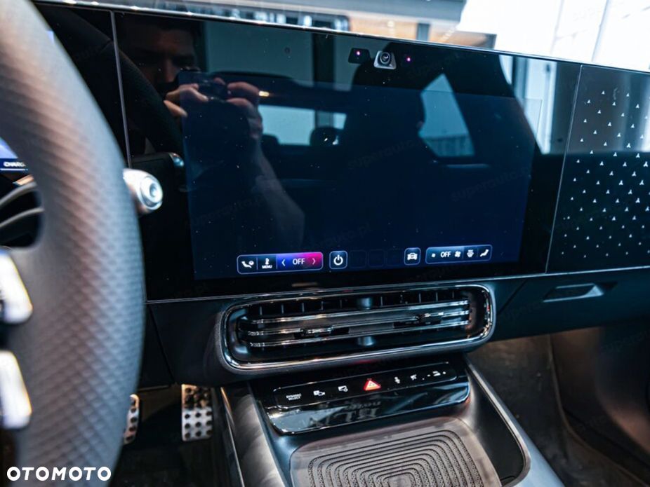 Mercedes-Benz CLA 200 mHEV 8G-DCT - 12