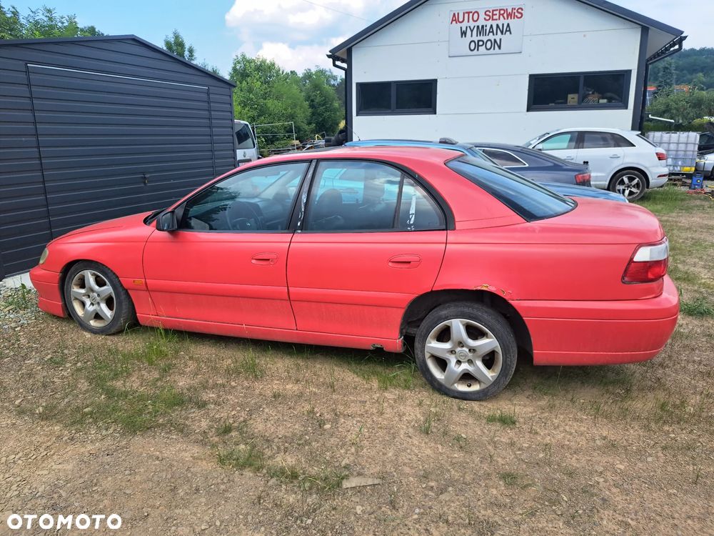 Opel Omega 2.2 Elegance - 3