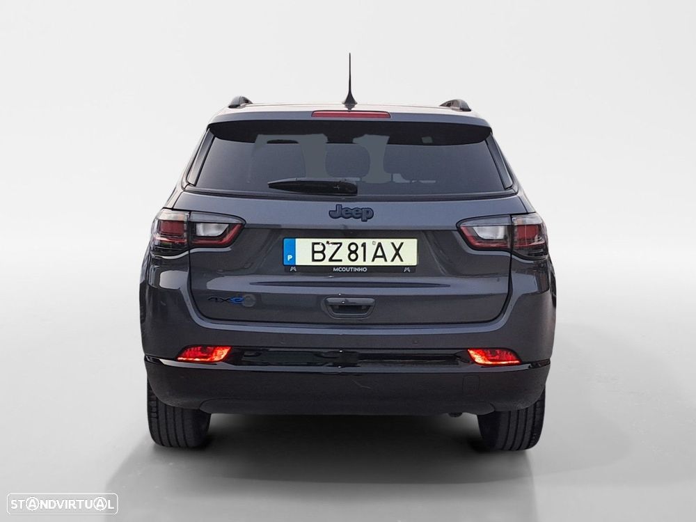 Jeep Compass - 4