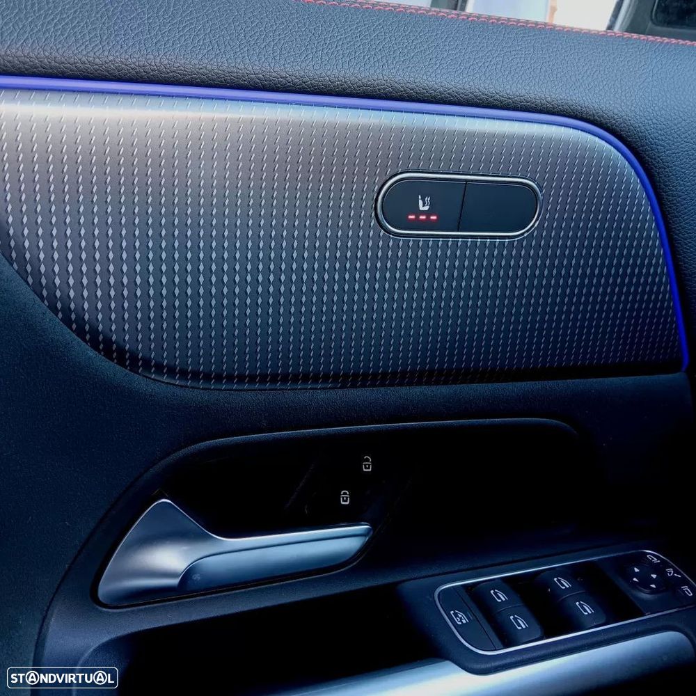 Mercedes-Benz EQA 300 4Matic AMG Line - 34