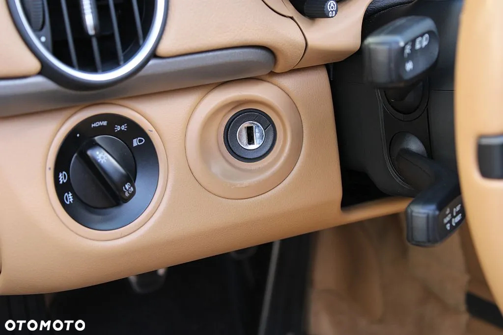Porsche Boxster Standard - 14