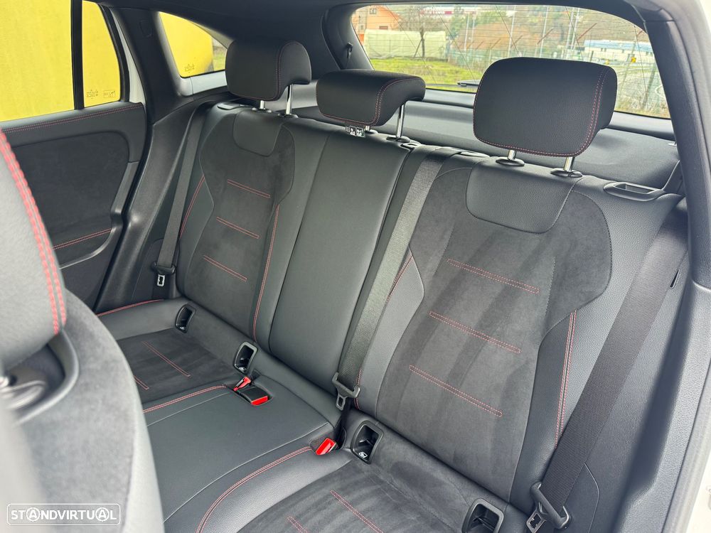 Mercedes-Benz GLA 250 e 8G-DCT AMG Line Advanced Plus - 15