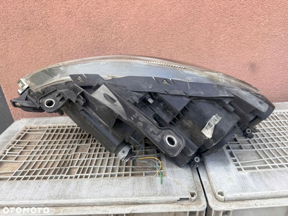 Lampa przednia LANCIA DELTA III ZWYKŁA + LED PRAWA EUROPA ŁADNA AL - 2