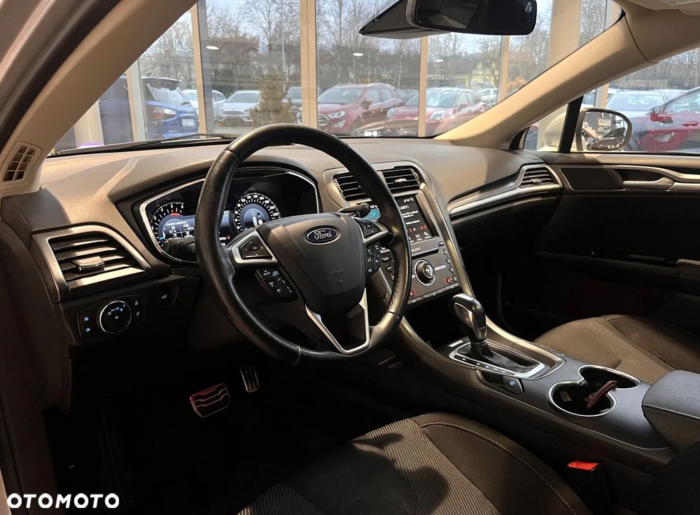 Ford Mondeo SW 2.0 TDCi S&S PowerShift-Aut Titanium - 11