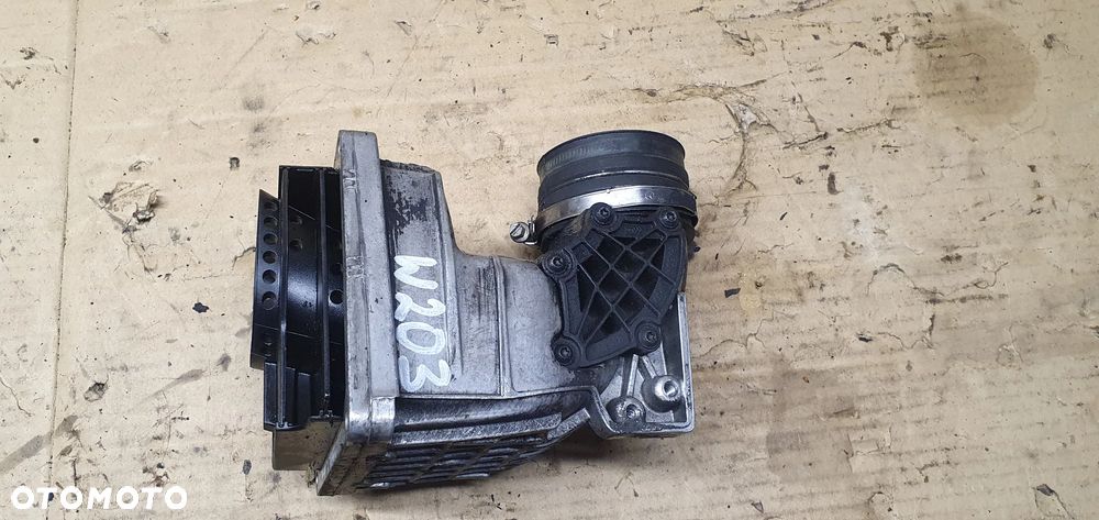 Rezonator dolot kompresora Mercedes W209 1.8 Kompresor - 4