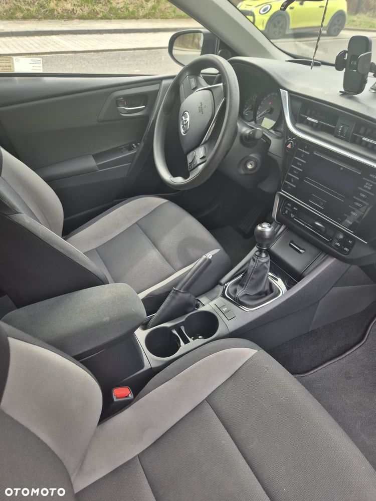 Toyota Auris 1.6 Active - 6