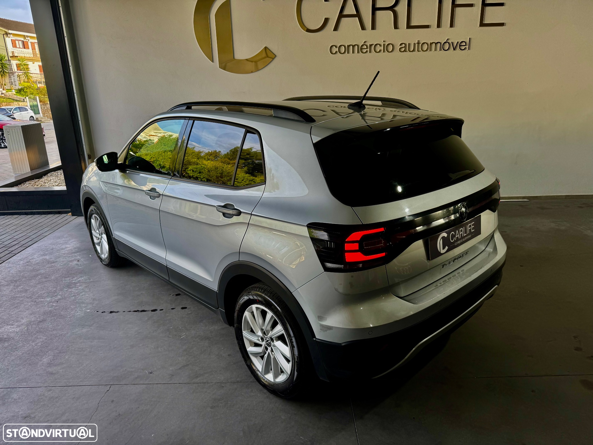 VW T-Cross 1.0 TSI OPF ACTIVE - 9