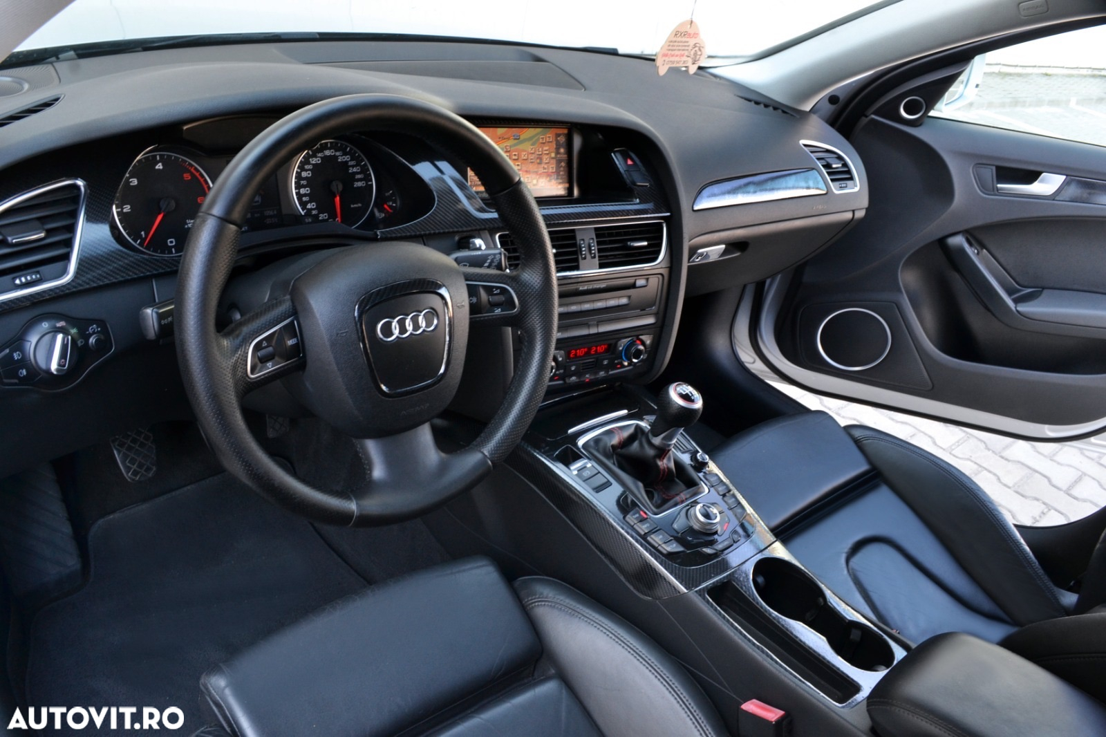 Audi A4 Avant 2.0 TDI - 13