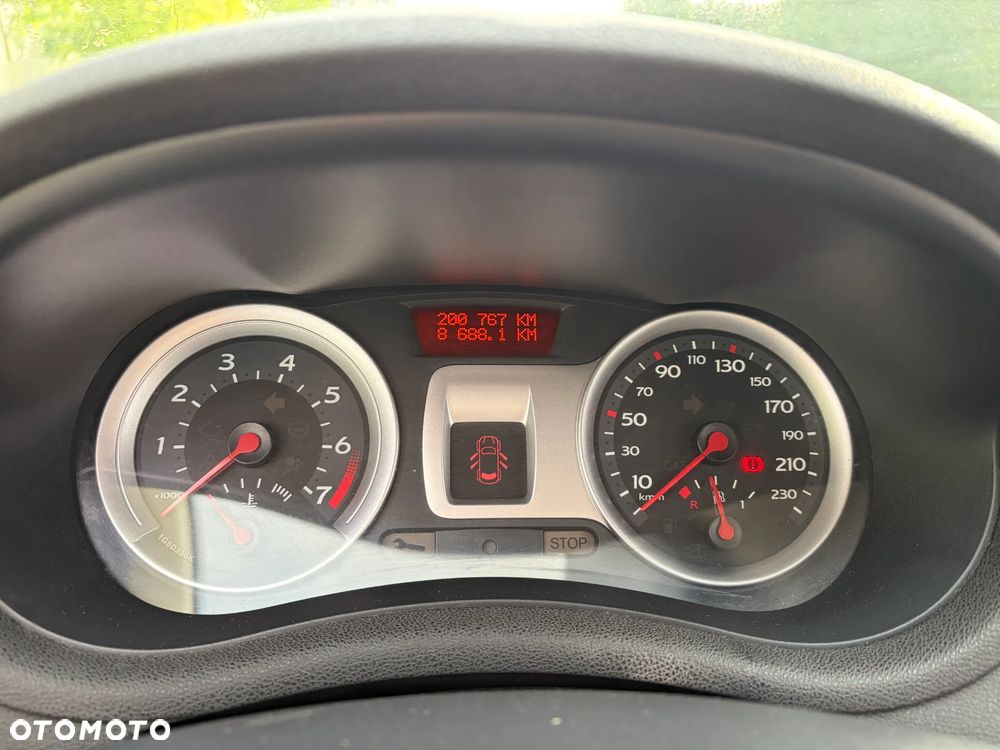Renault Clio 1.4 16V Expression - 20
