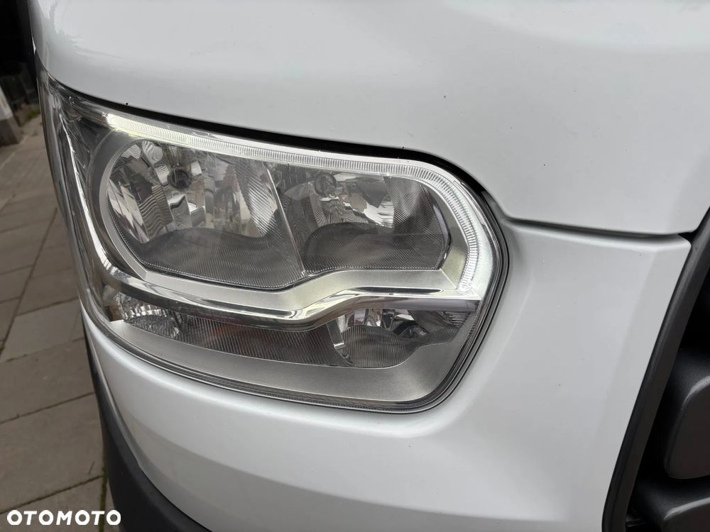 Ford TRANSIT - 12