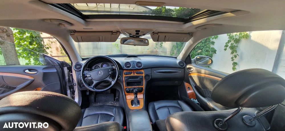 Mercedes-Benz CLK - 10