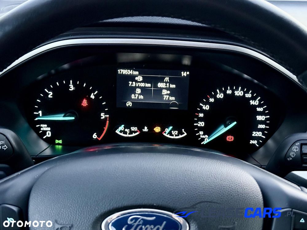 Ford Focus 2.0 EcoBlue Start-Stopp-System COOL&CONNECT - 28
