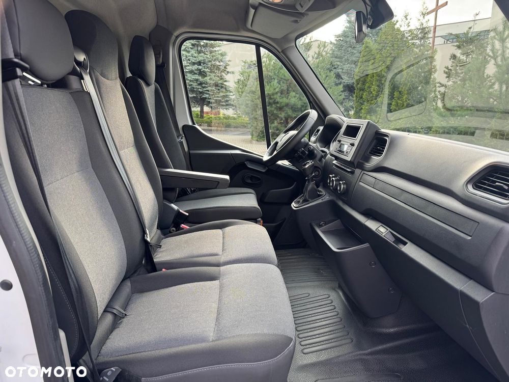 Renault Master - 9