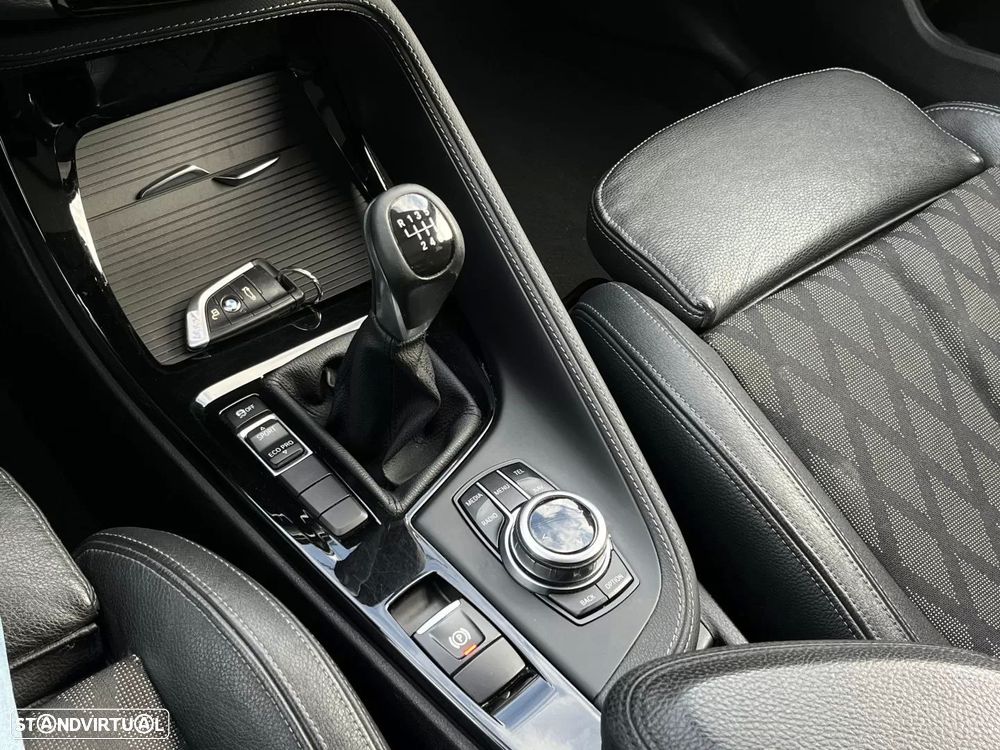 BMW X1 16 d sDrive Advantage - 18