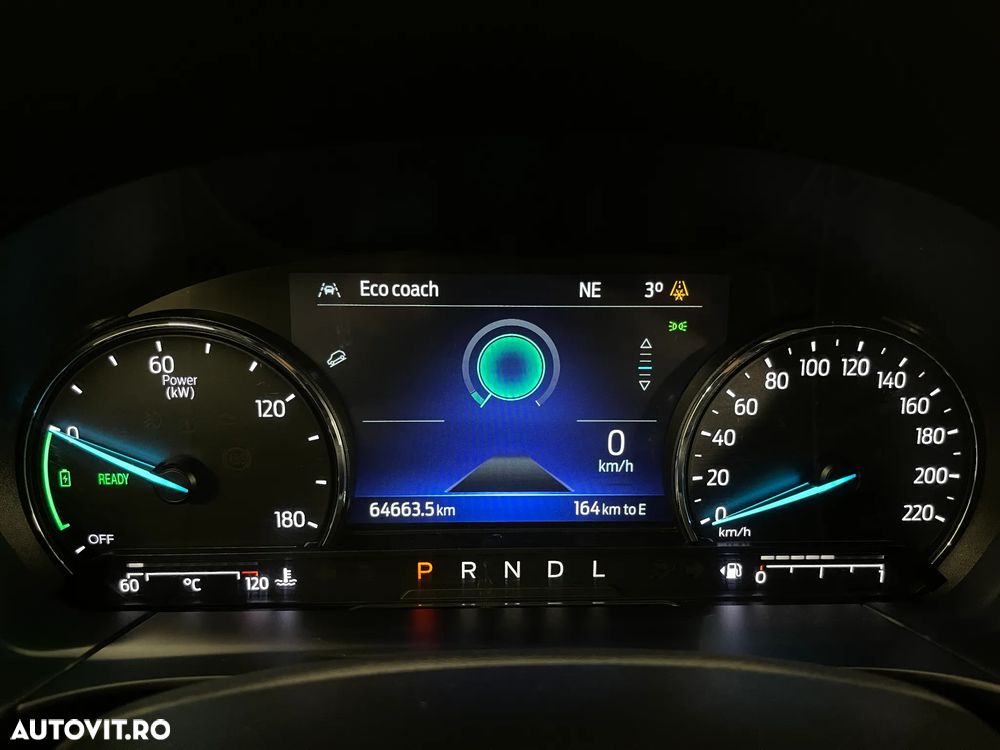 Ford Kuga 2.5 Duratec FHEV AWD Trend - 26