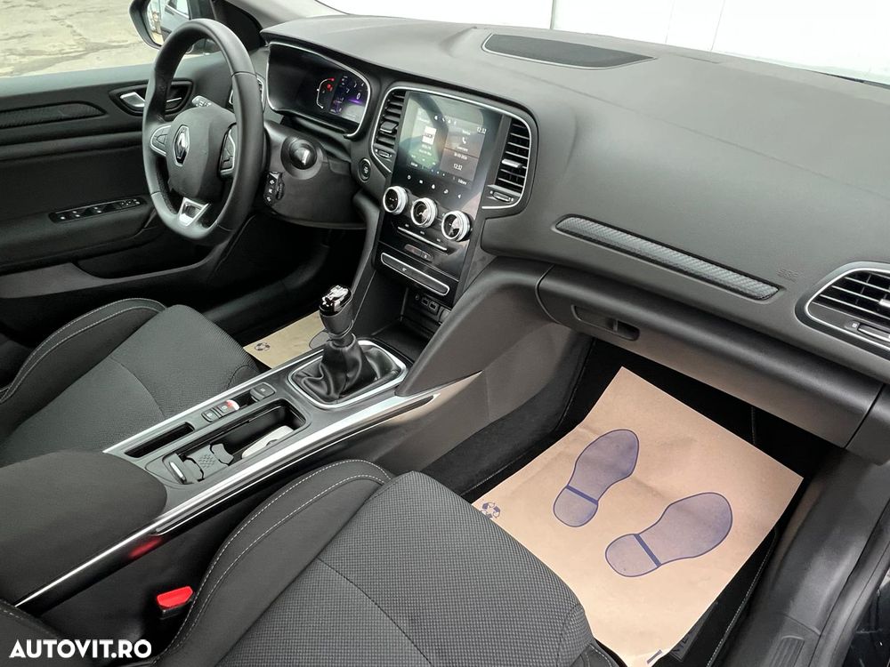 Renault Megane TCe 140 GPF Equilibre - 12