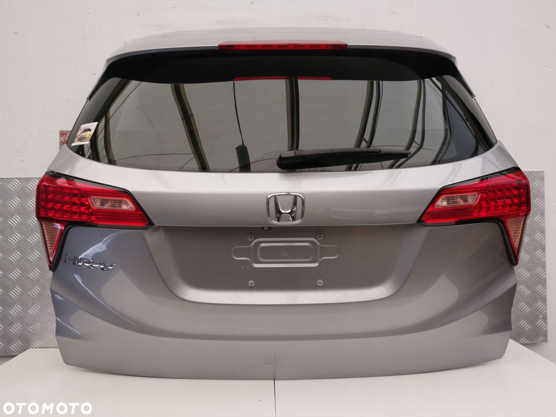HONDA HR-V II 15- KLAPA BAGAZNIKA KOMPLETNA NH830M USA - 1