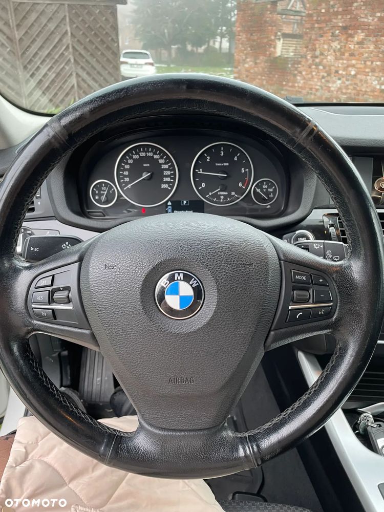 BMW X3 xDrive20d - 12