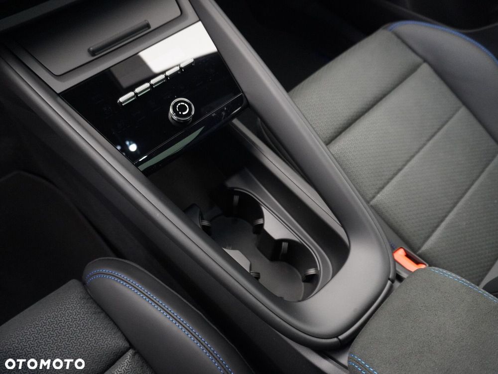 Porsche Macan GTS 100kWh - 29