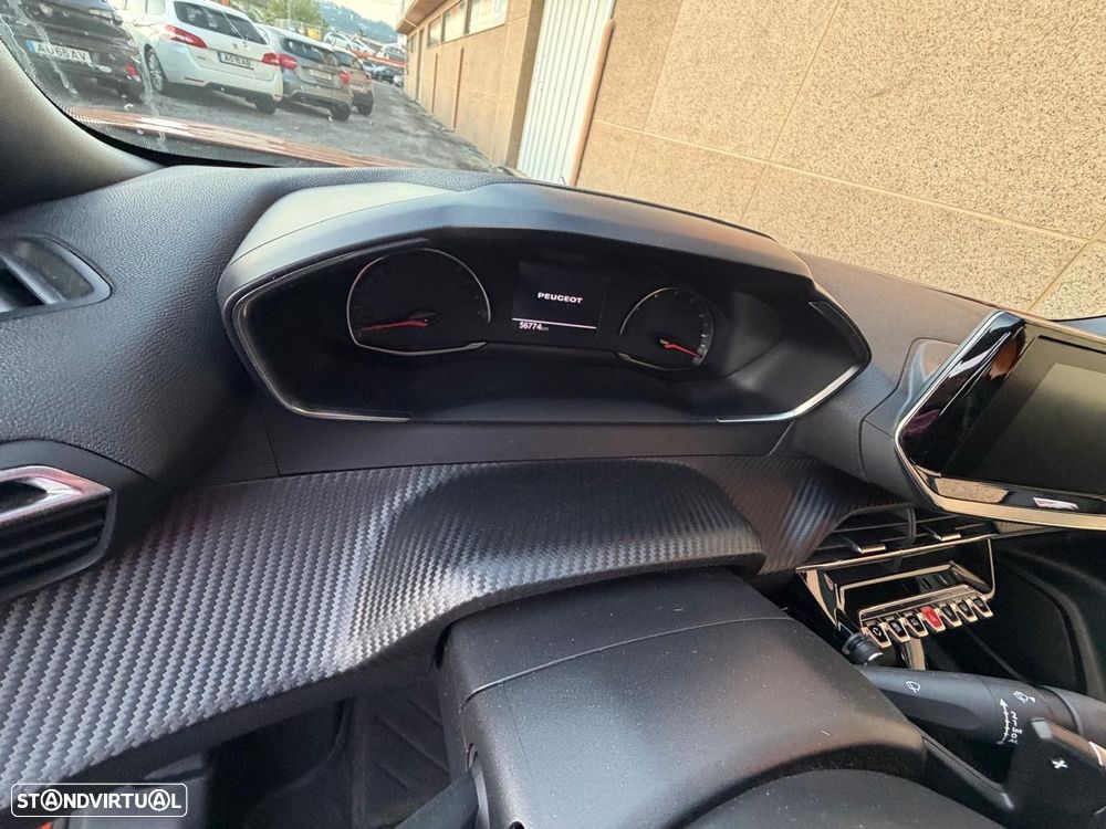 Peugeot 2008 1.5 BlueHDi GT Line EAT8 - 6