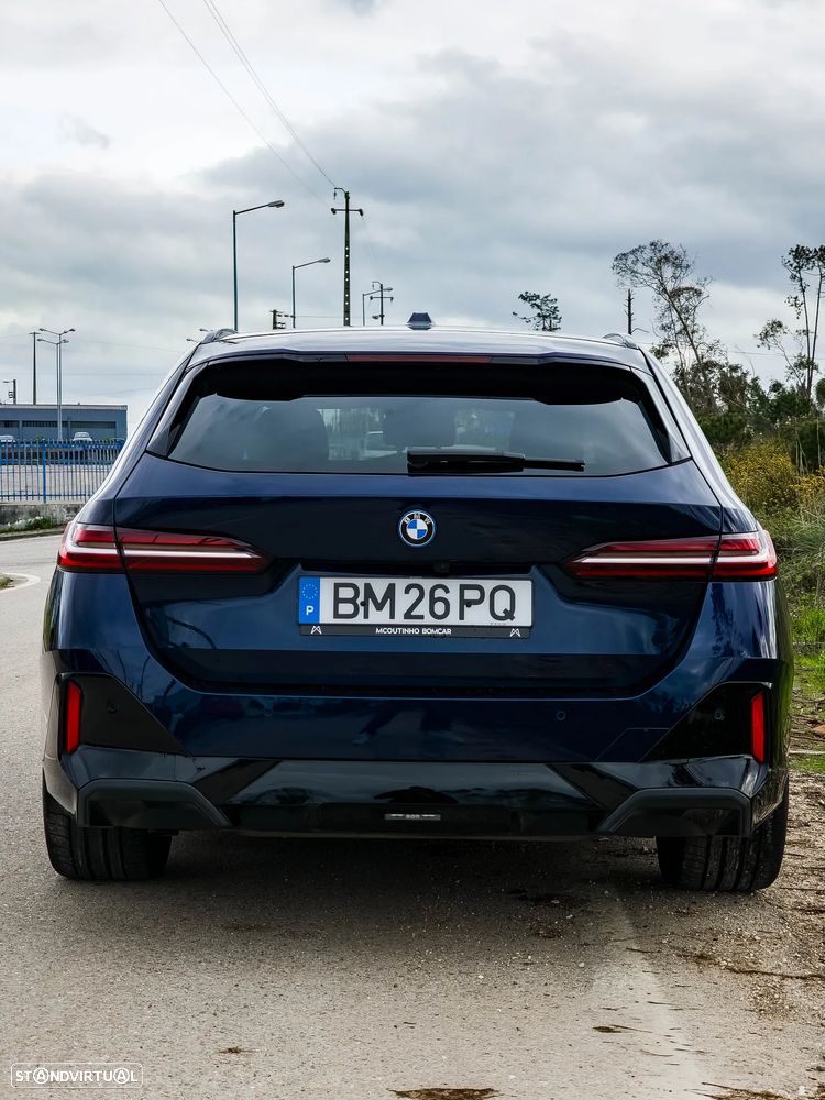 BMW 530 e Pack Desportivo M - 5