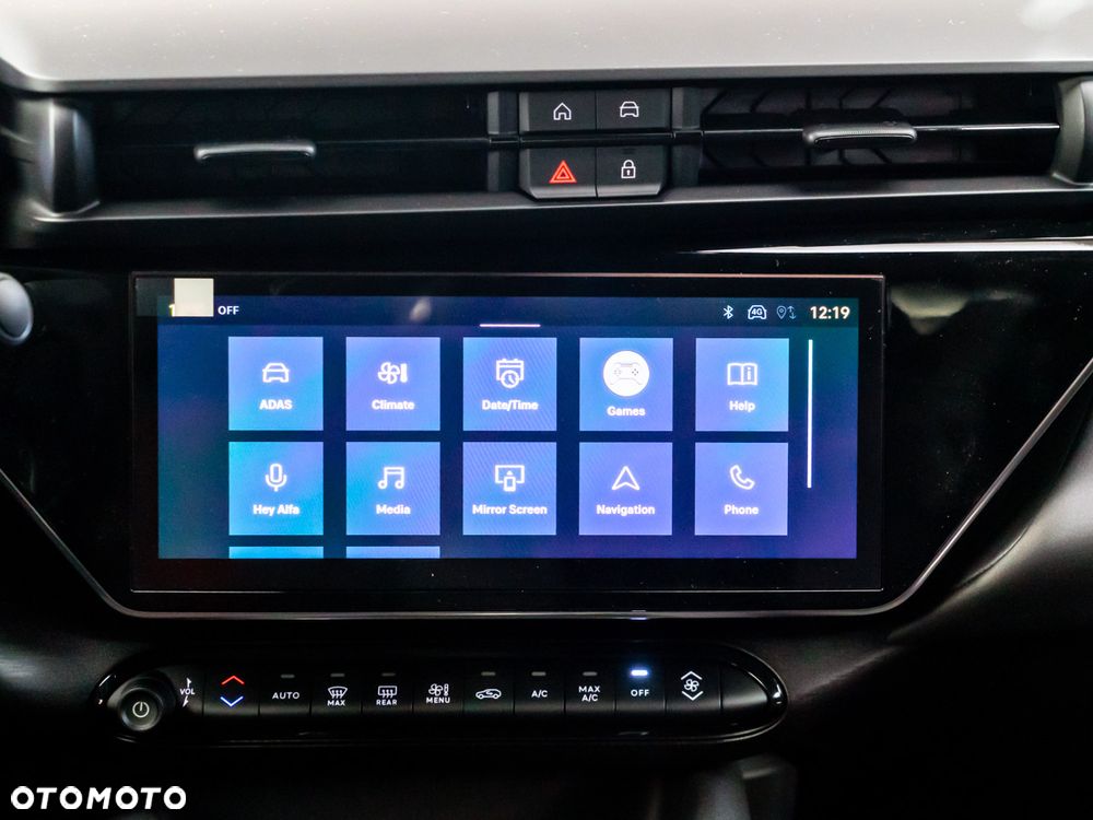 Alfa Romeo Junior 1.2 mHEV Ibrida Intensa eDCT - 34