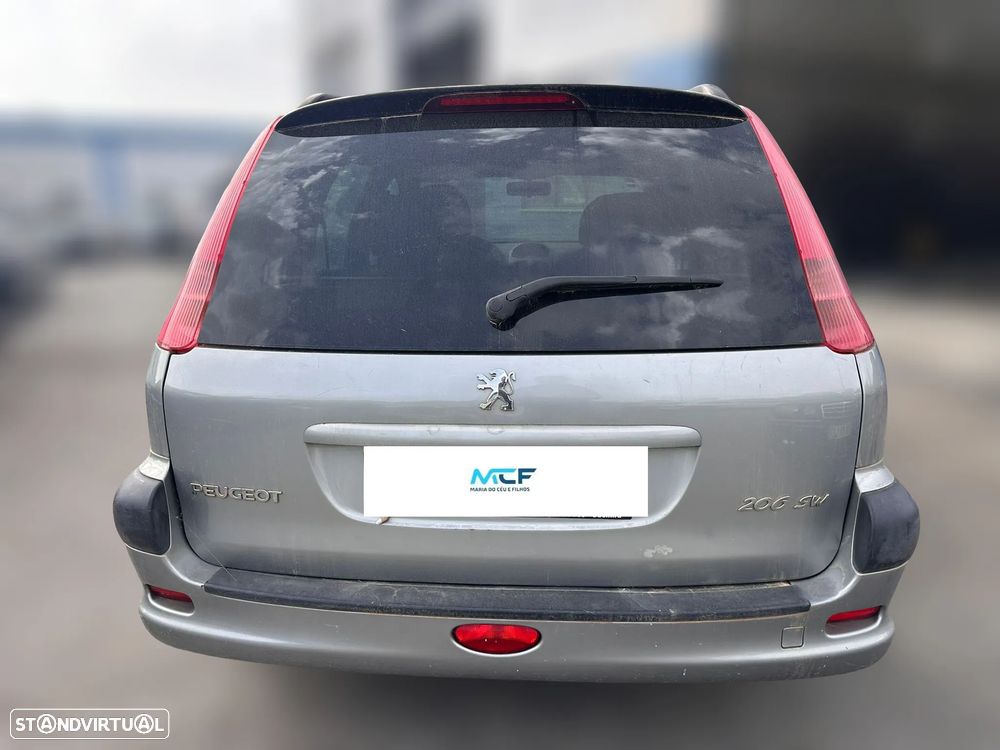 PEUGEOT 206 SW (2EK) 1.1 Gasolina 60 cv  44 kW 2002 - 2007 HFX (TU1JP) para peças - 4