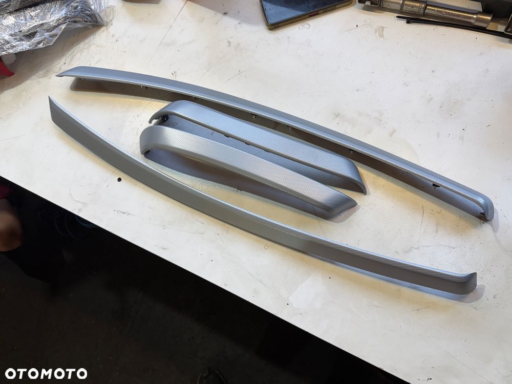 Dekory listwy boczków e90 e91 aluminium Carbon metalowy - 1
